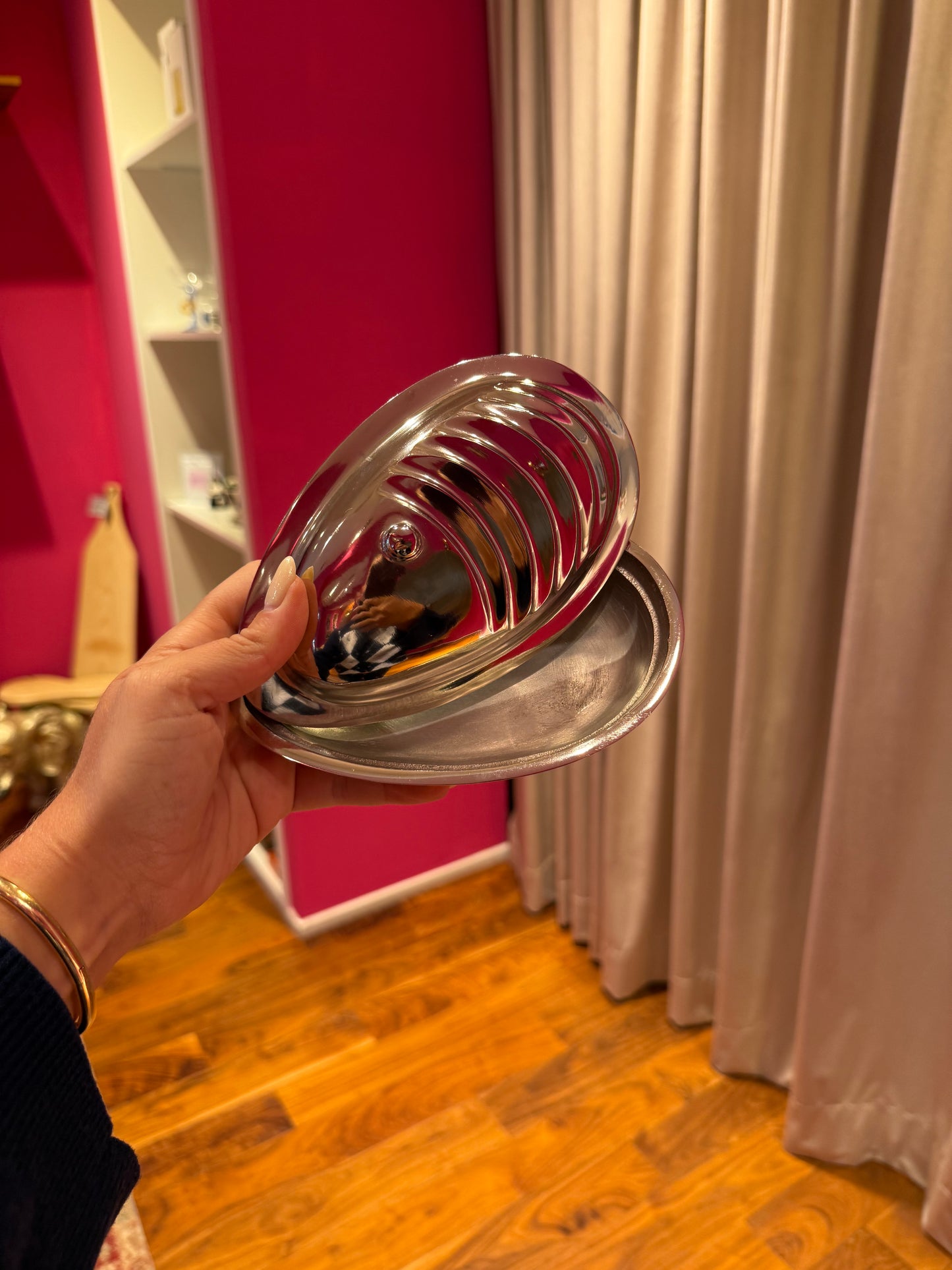 World Is Your Oyster trinket dish