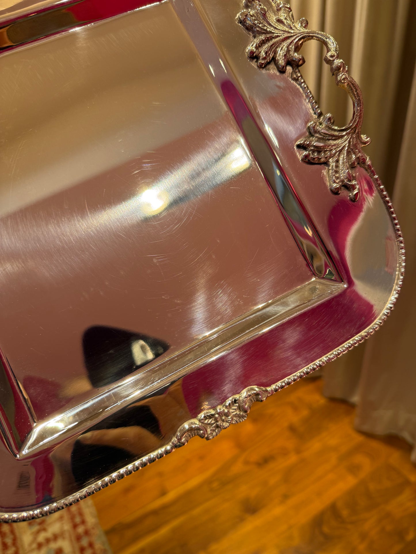 Classic argent tray