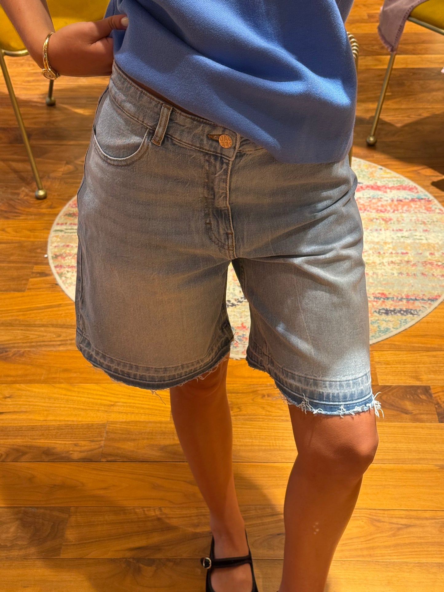 Nolie short