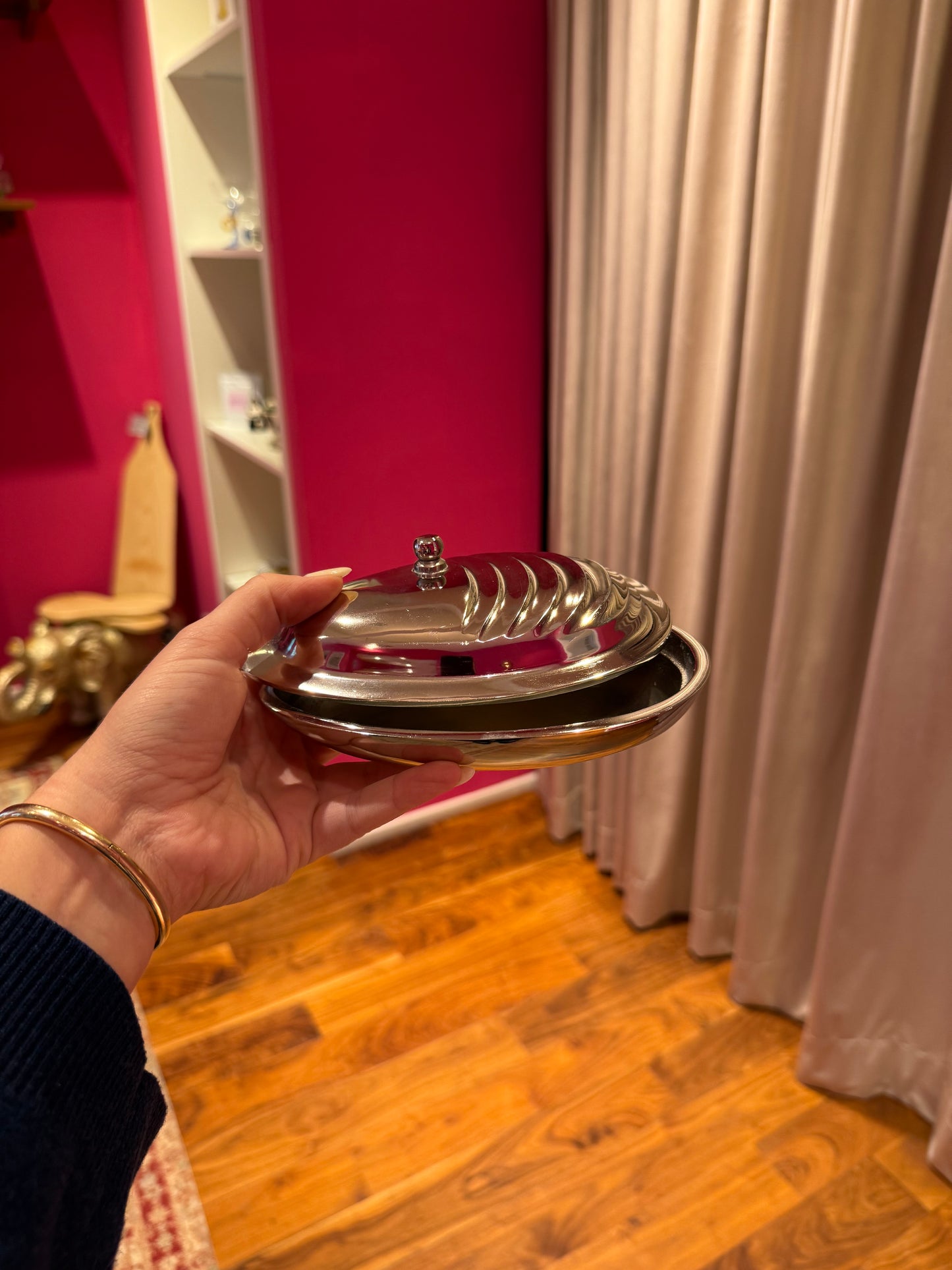 World Is Your Oyster trinket dish
