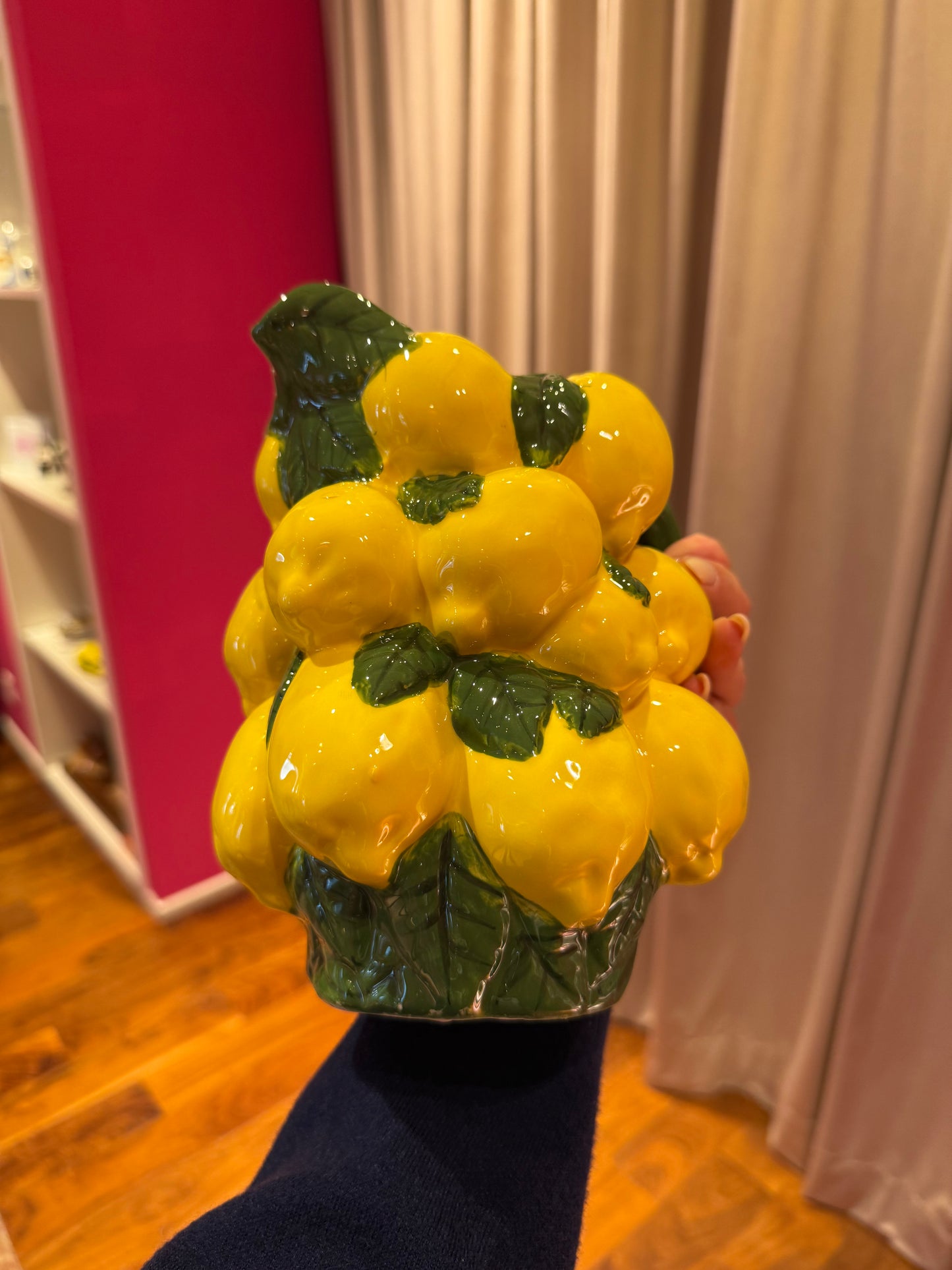 Jug lemon